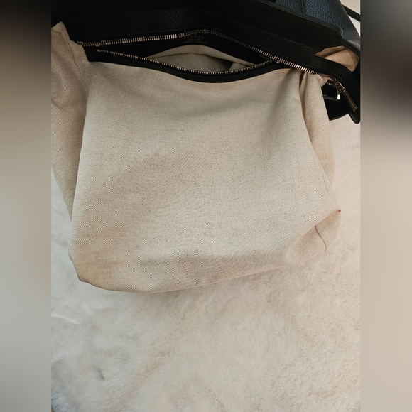 GUCCI BAG MOST FABULOUS, CHIC, SEXY 100% AUTHENTIC GUCCI BLACK TOTE BAG - Picture 5 of 16